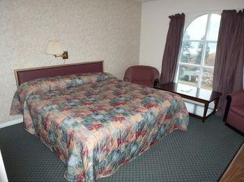 Airport Inn Lakeside Winfield Exterior photo